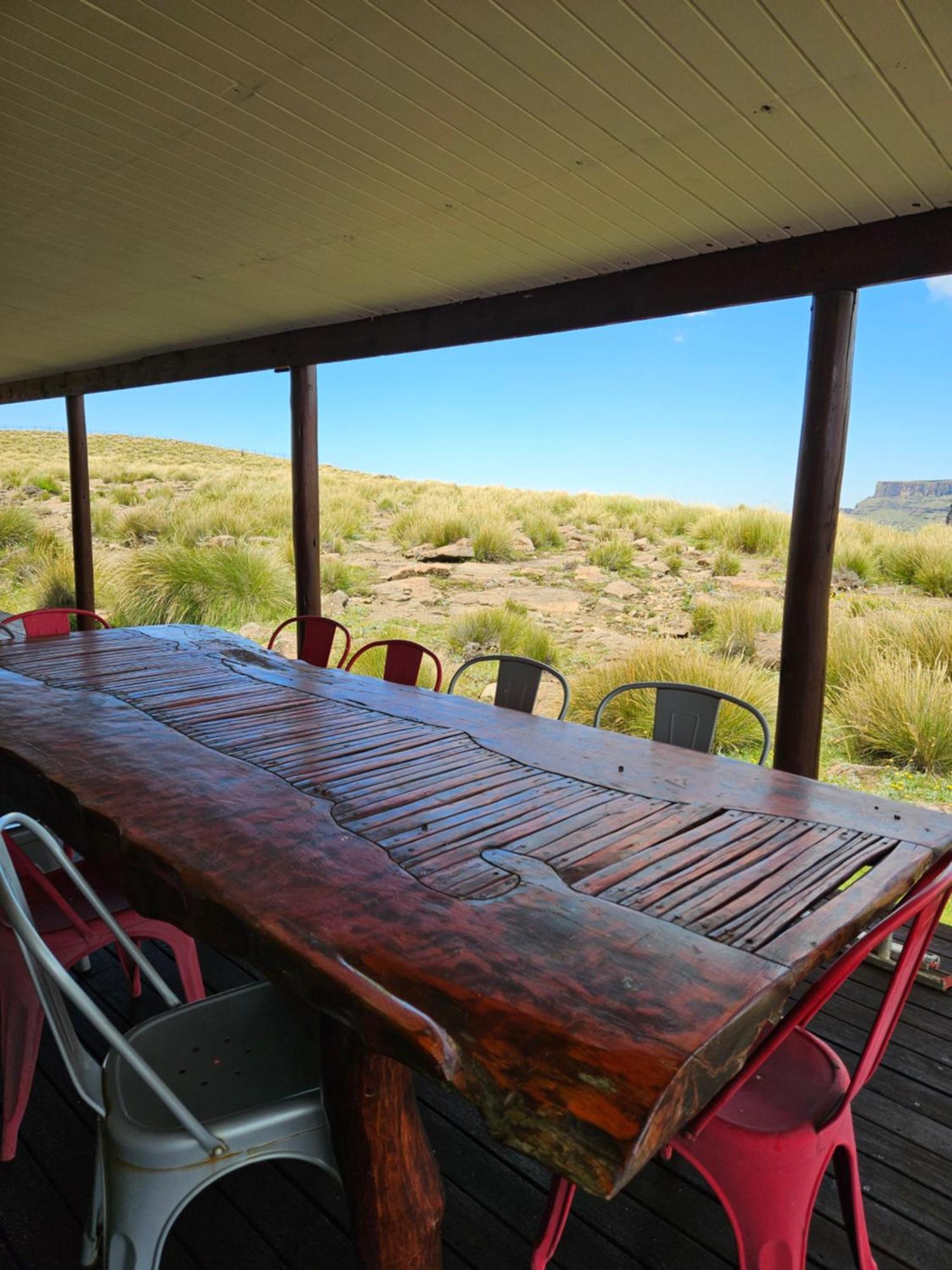 Sani Mountain Escape Hotel Mokhotlong Exterior photo
